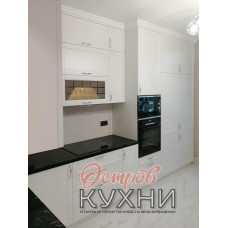 Кухня МДФ эмаль UKD 1716