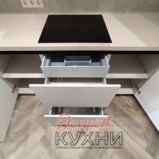 Кухня угловая МДФ эмаль COR 1064
