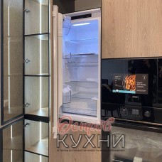 Кухня двухуровневая прямая софт STR 1081