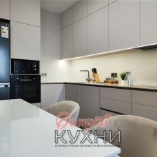Кухня двухуровневая угловая МДФ пластик TLD 1080